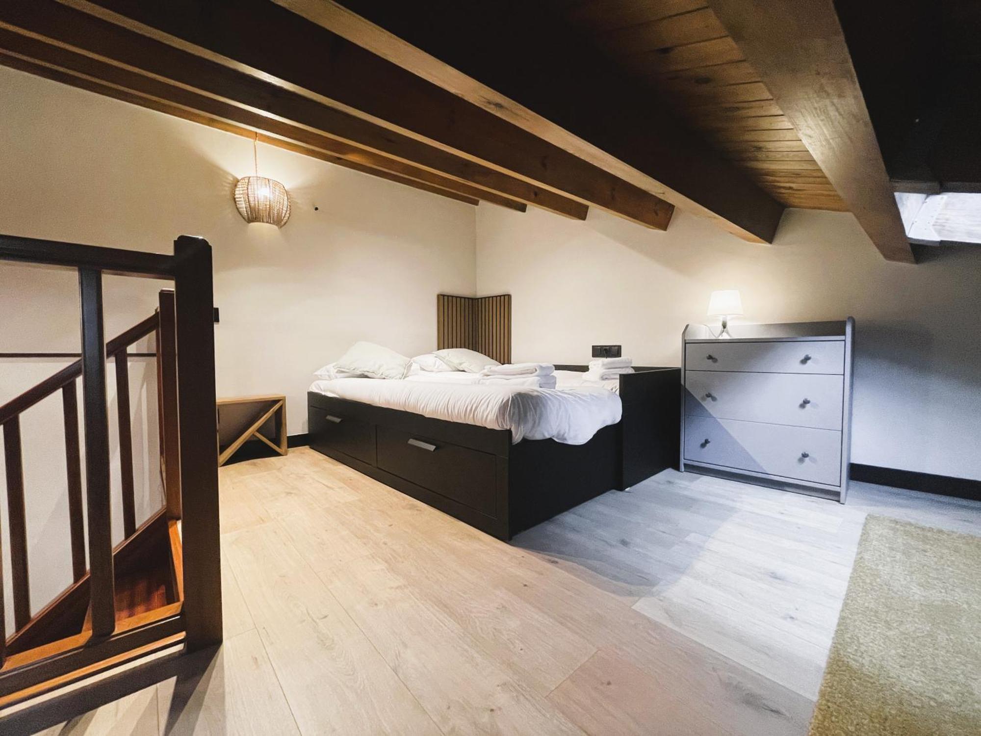 Apartamento Duplex En El Puente Historico, Gra De Fajol กัมโปรดอน ภายนอก รูปภาพ